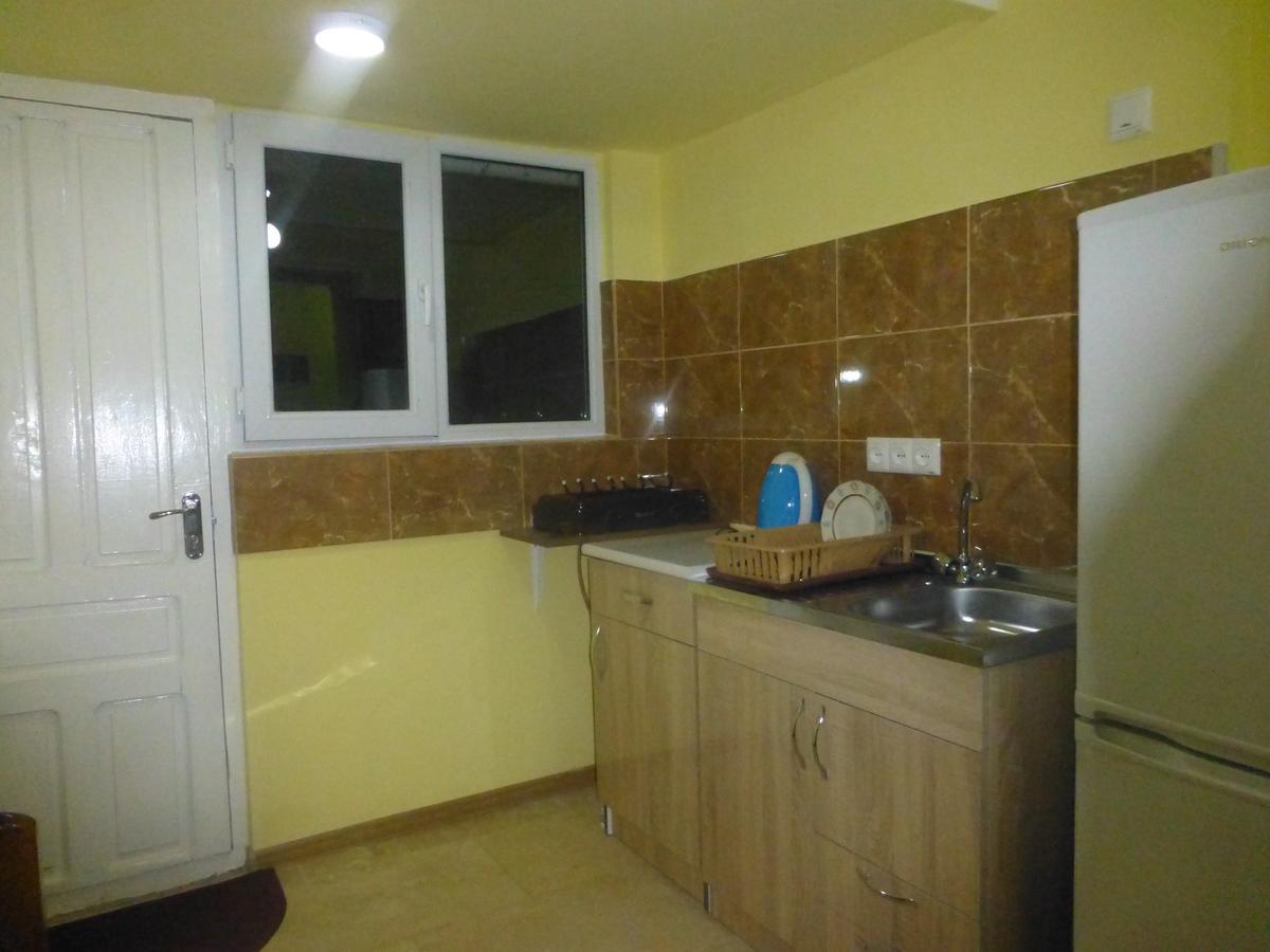 Room 1 Tbilisi Exterior photo